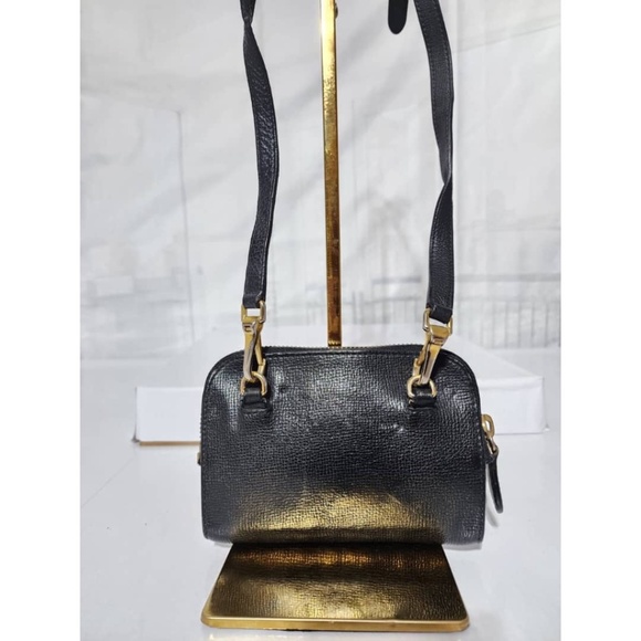 Authentic BURBERRY Grain Calfskin Small Crossbody Bag Black - Picture 5 of 15